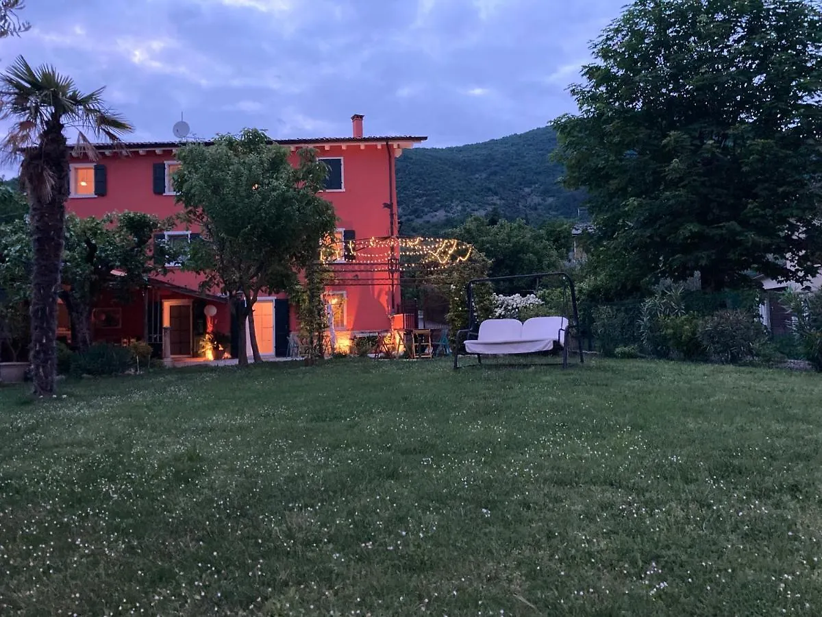 Redhouse Pesina Villa Costermano Italy